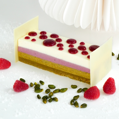 Bûche fruits rouges pistache